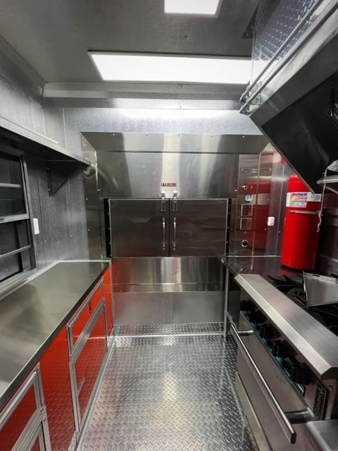 2025 SDG 40 Foot Gooseneck with Ole Hickory ELIB Installed- 847 - Image 30